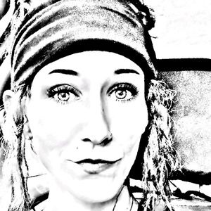 Meet your Posher, Lacey